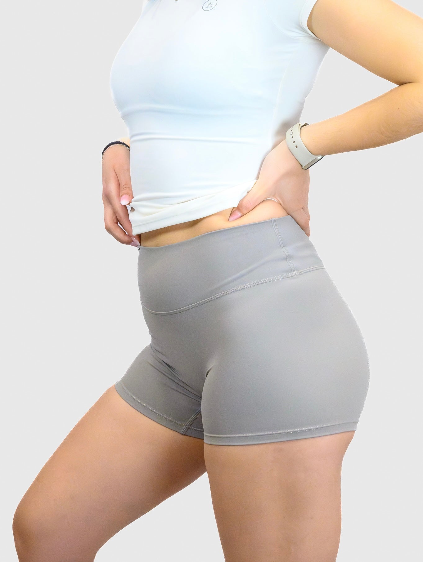 Contour Shorts – Grey